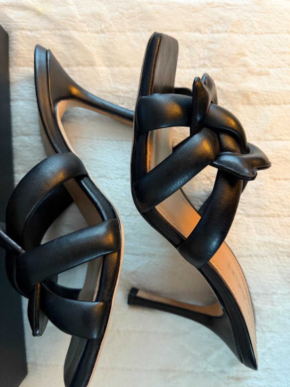 Coach Kellie Leather Sandals Black Leather Chain Heel Mules Size 8.5B - Picture 3 of 5